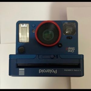 I-Type 600 film stranger things polaroid camera